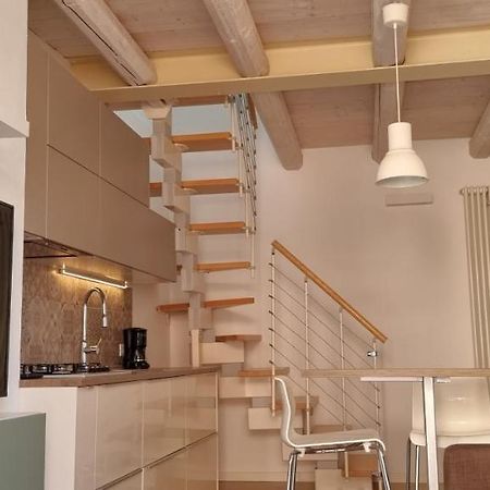 La Piccola Goccia Desenzano-Goccia Di Lago เดเซนซาโนเดลการ์ดา ภายนอก รูปภาพ