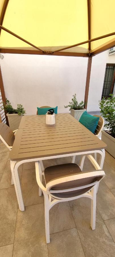 La Piccola Goccia Desenzano-Goccia Di Lago เดเซนซาโนเดลการ์ดา ภายนอก รูปภาพ